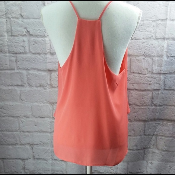 Coral. Size M. Razor back spaghetti strap top - Picture 5 of 5